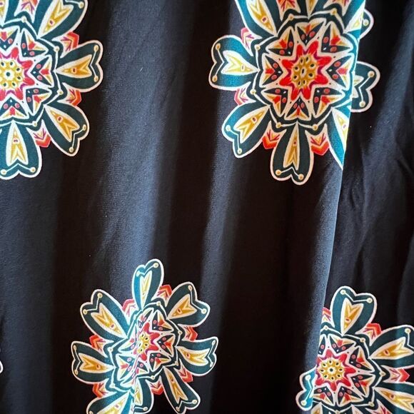 LuLaRoe Azure Skirt - Picture 3 of 7